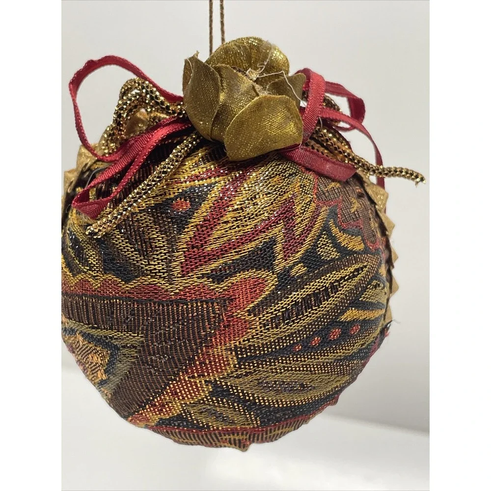 Vintage Gold Floral Red‎ Black Christmas Ornament Abstract Handmade Bows Read